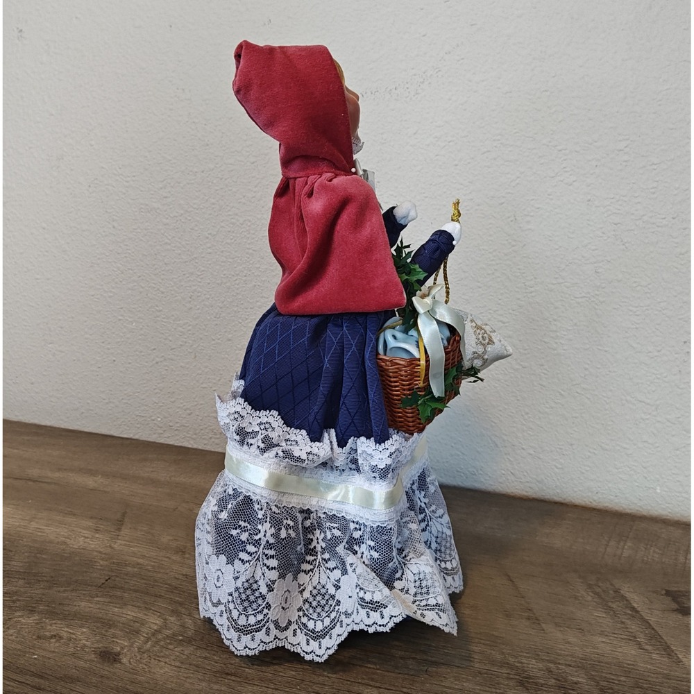 Byers Choice Victorian Shopper Caroler 03 Navy Blue Red Lace 13' LTE 32/100 - Picture 7 of 12